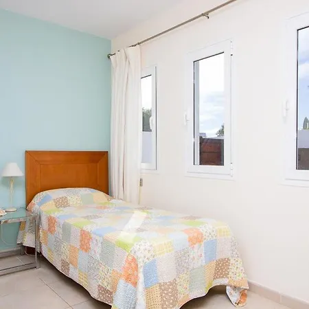 Puerto Del Carmen Sleeps 6 Pool Air Con Wifi Vila *